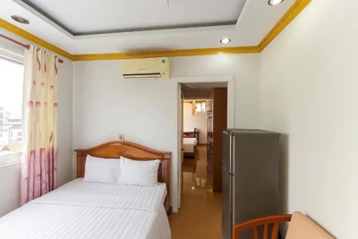 Habitación familiar — LuxuryK&T Hotel-Near Bùi Viện Walking Street